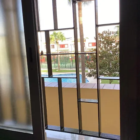 Victoria's Bajo Guia Apartment *